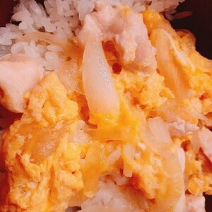 鶏むね肉だけどふんわりおいしい親子丼